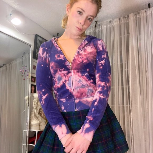 Juicy Reverse Dyed Zip Sweater - Picture 7 of 8